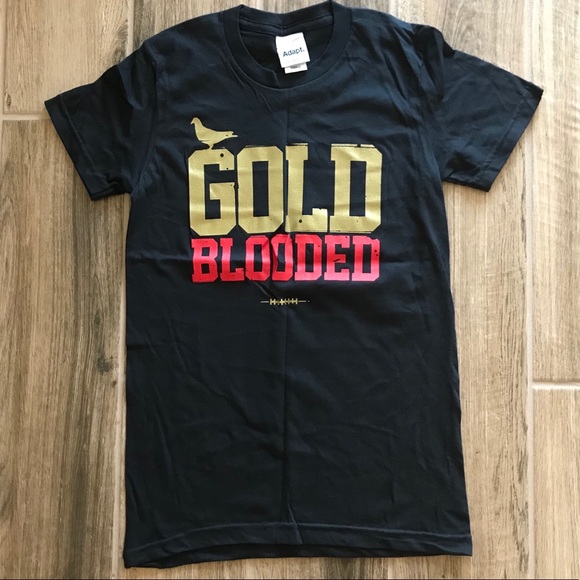 NWOT Gold Blooded Adapt T-shirt - Picture 1 of 3